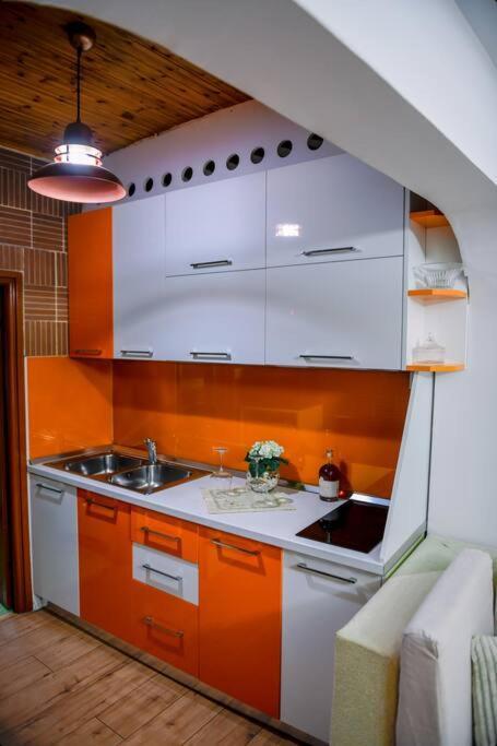 Magda Studio In Berat Center Екстер'єр фото