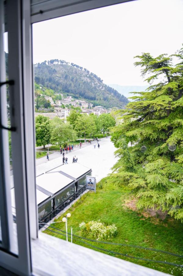 Magda Studio In Berat Center Екстер'єр фото